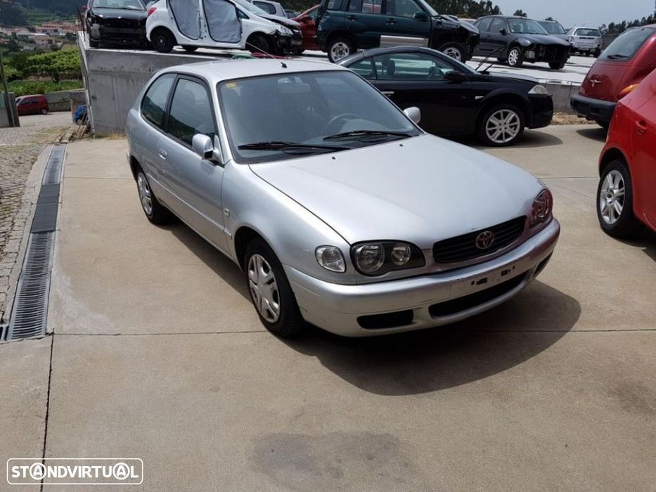 Toyota Corolla 2001 para peças