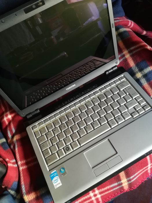Vendo Toshiba U300 - 130