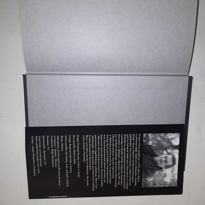 Książka Europa Walczy Norman Davies