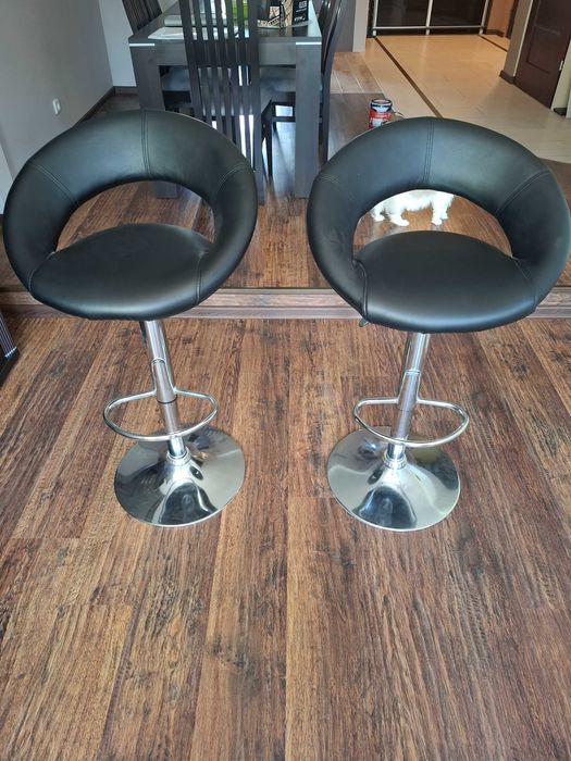 Sprzedam krzesła barowe