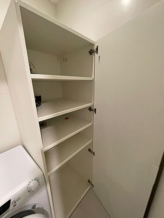 Móvel para arrumação 60x57x180cm