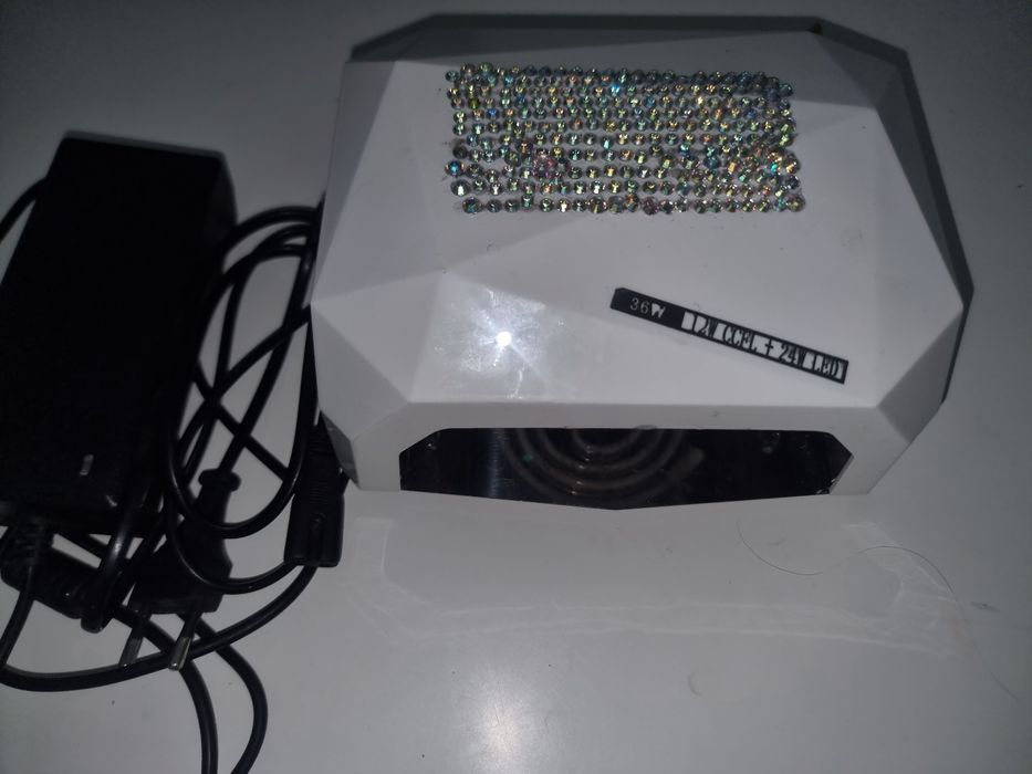 Catalizador cabine para unhas de gel