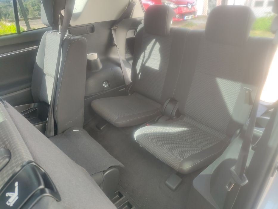 Toyota Verso 1.6 diesel 7 lugares