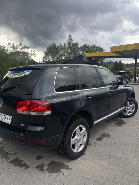 Volkswagen Touareg, надійний автомобіль, тільки для військових