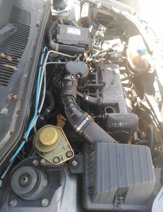 Para peças Fiat Palio 1.2 de e 2000 com 73CV a gasolina e boa mecânica
