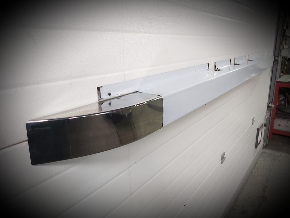 Бампер полуприцеп/ передняя панель Рефрижератор Schmitz