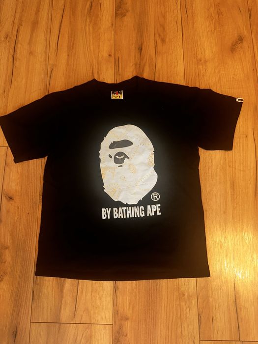Koszulka BAPE.