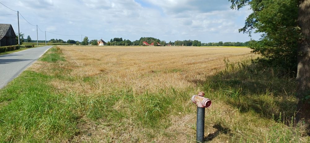 Sprzedam działkę pod zabudowe z WZ.
