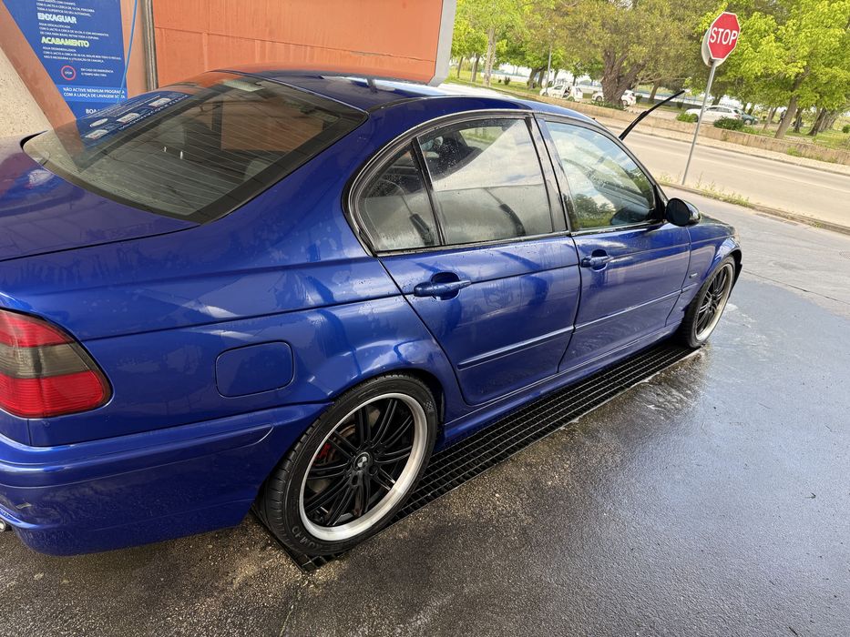 BMW 330D 2001 carro a circular diariamente foto 4