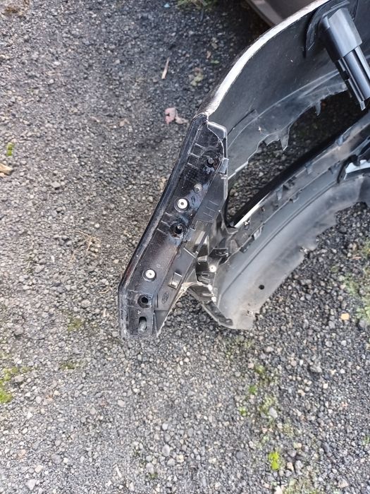 Zderzak przedni Mercedes c-205 AMG