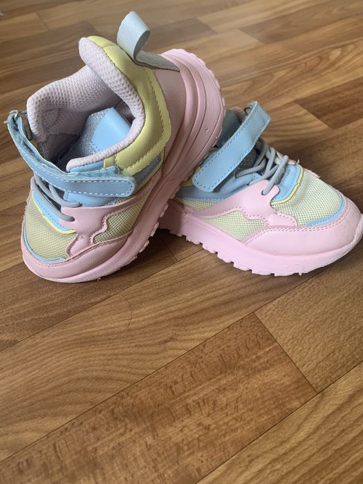 Кросівки дитячі 27 розмір