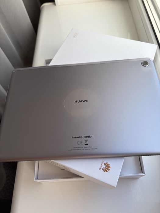 Планшет Huawei MediaPad M5 lite 10,1