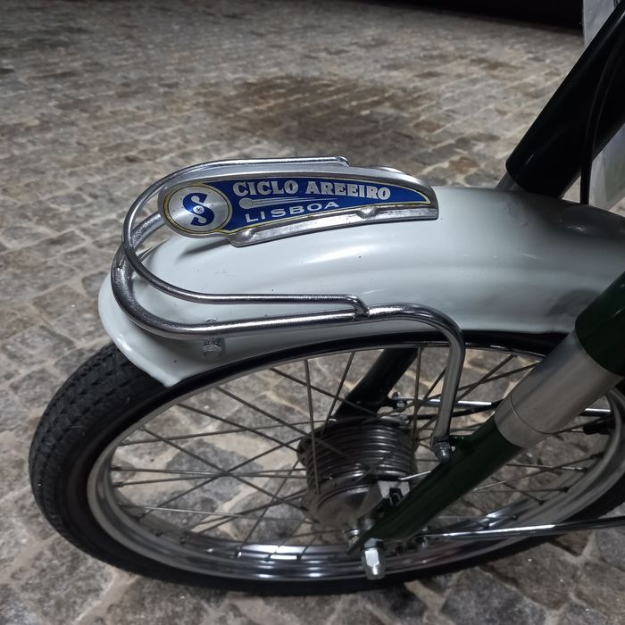 Sachs Saxonette  .