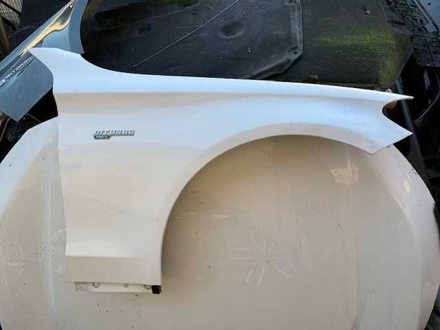 MERCEDES W205 C KLASA Błotnik Prawy Alu