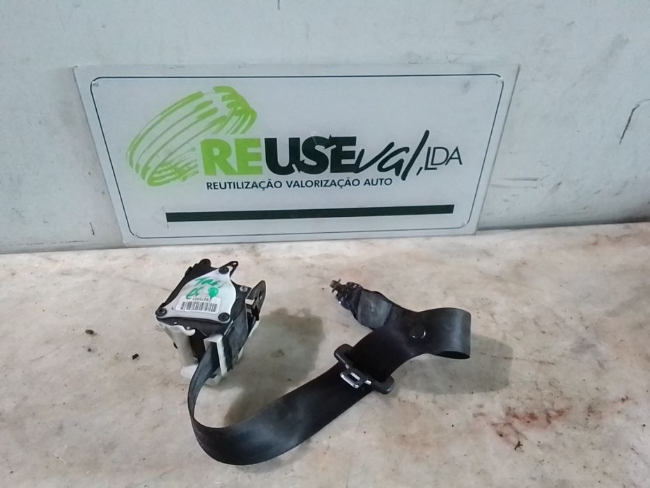Cinto trás esquerdo AUDI A4 (8E2, B6)