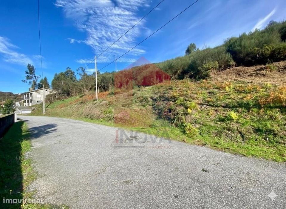 Terreno localizado em zona agrícola, Duas Igrejas — Ribeira Do Neiva, Braga