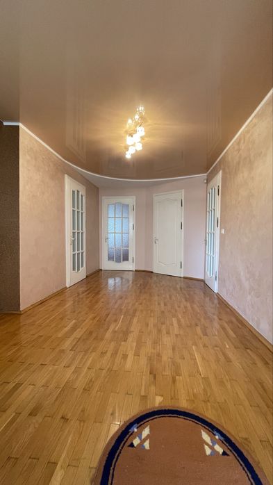 Продається просторий будинок