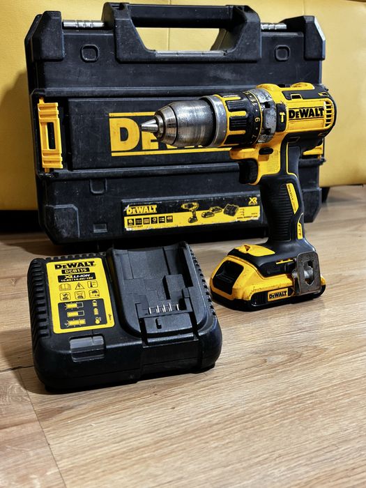 Mlotowiertarka Dewalt dch 133