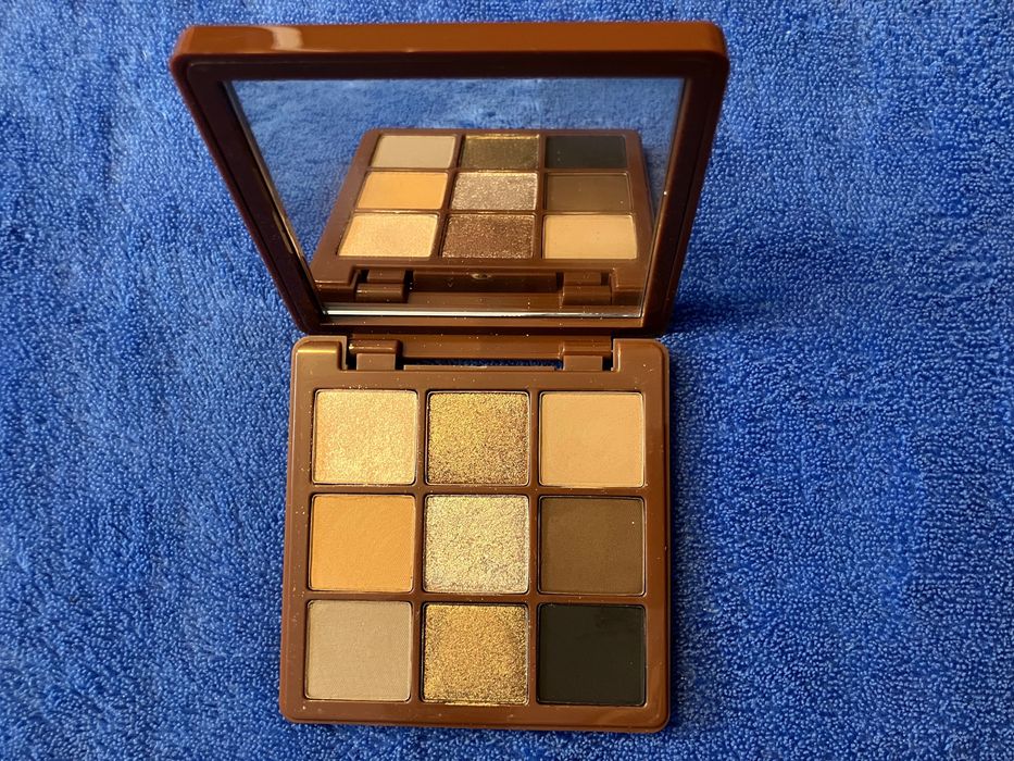 Anastasia Beverly Hills Sultry