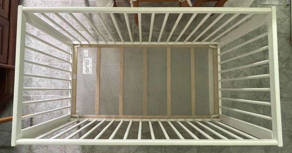 Berço IKEA GULLIVER e colchão