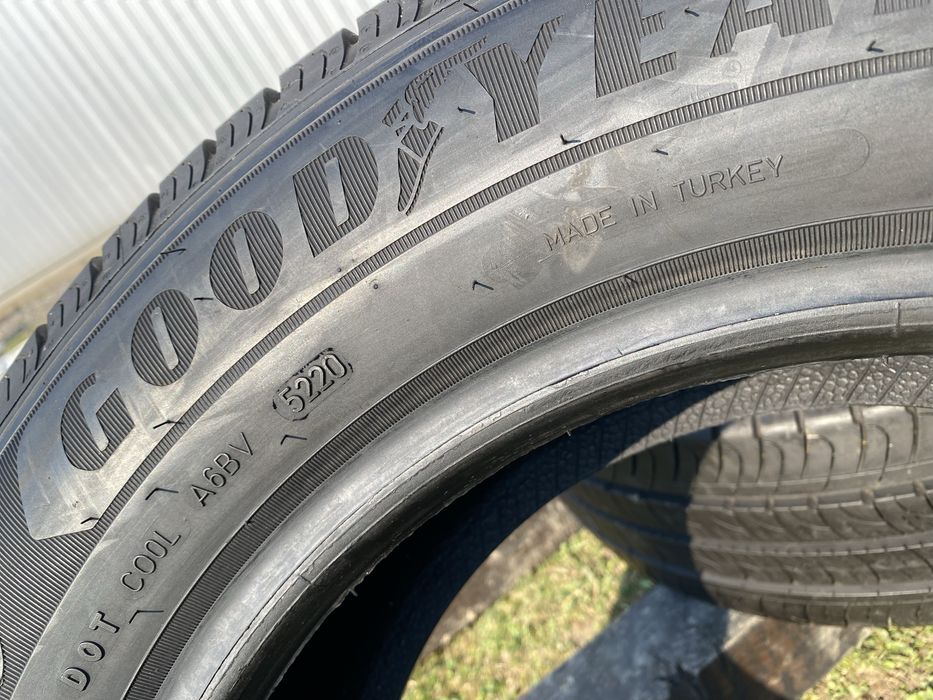 215/65/16c Goodyear 215/65R16C літня резина шини колеса автошини.