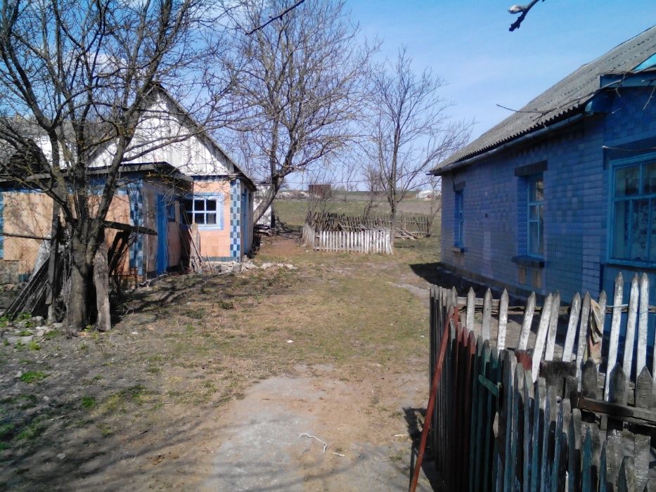 Продам будинок у селі