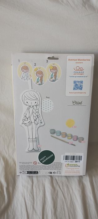 Lalka Chloe z materiału do pomalowania