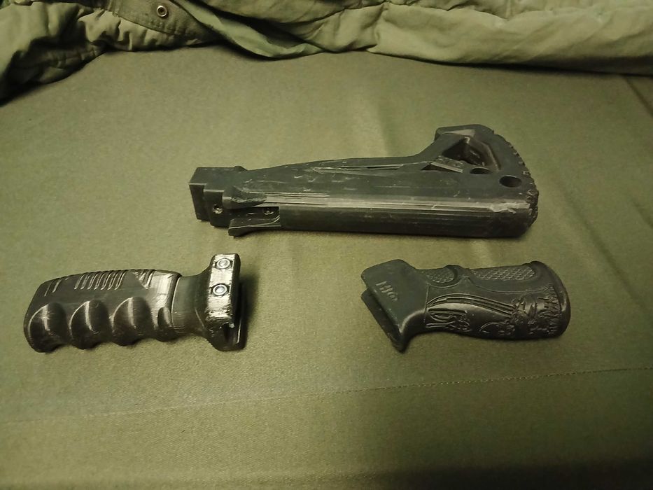 Запчастини до АК