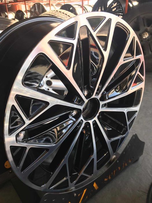 Диски різноширокі Mercedes 5x112 R19