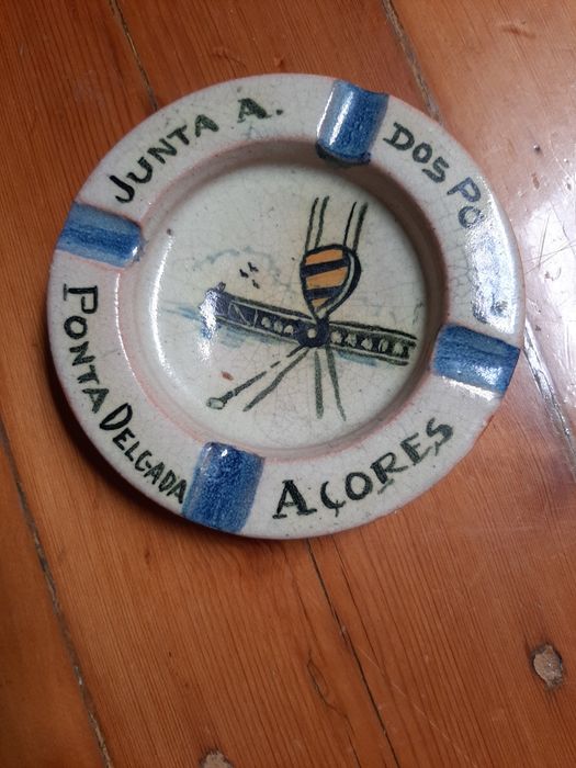 Cinzeiro em cerâmica da Fábrica Vieira Açores