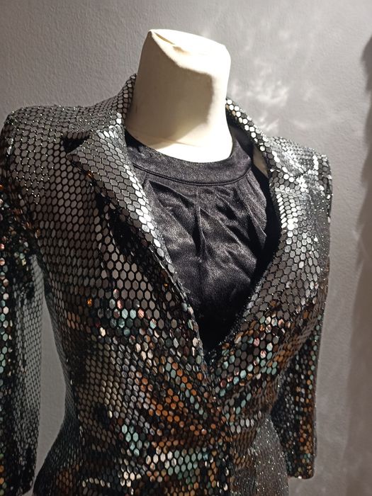 Vestido/Blazer prateado para o réveillon NOVO