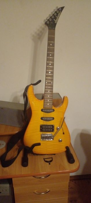 Продам електрогітару тигрова  Jackson Dinky