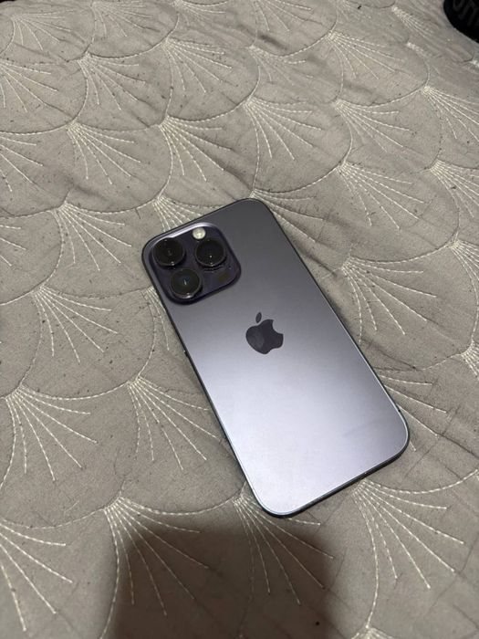 Продам iphone 14 pro