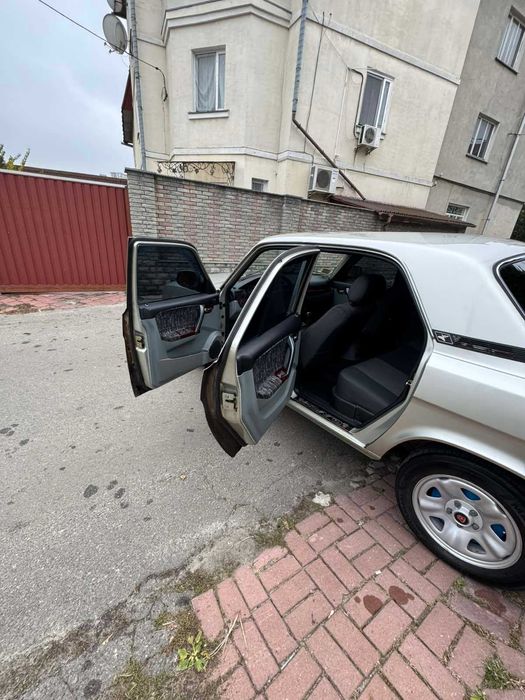 ПРОДАМ ГАЗ ВОЛГА 31105.801..змз406.перший власник салону.НОВА