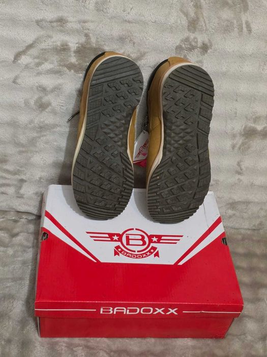 Buty zimowe Badoxx 41 nowe skórzane