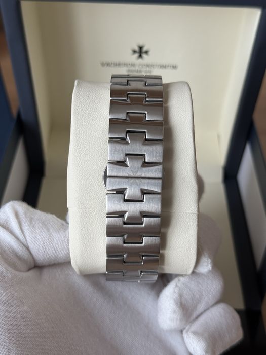 Годнник Vacheron Constantin Overseas White