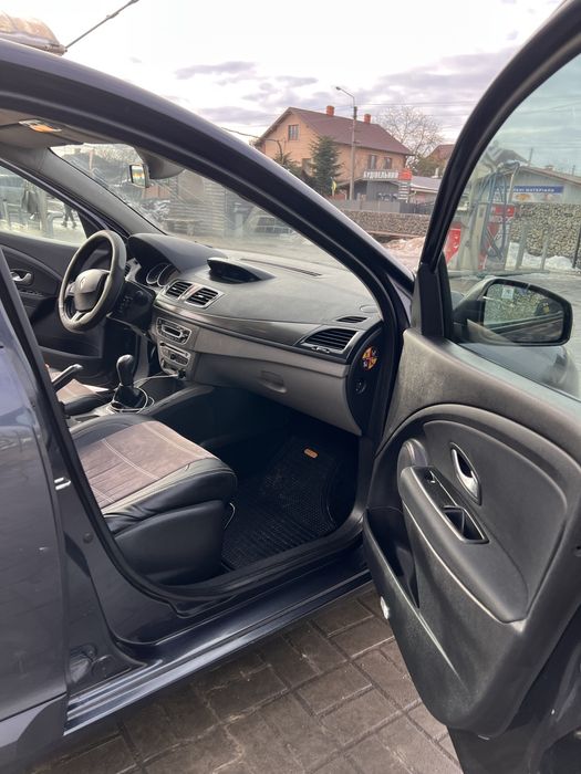 Продам обслужений Megane 3