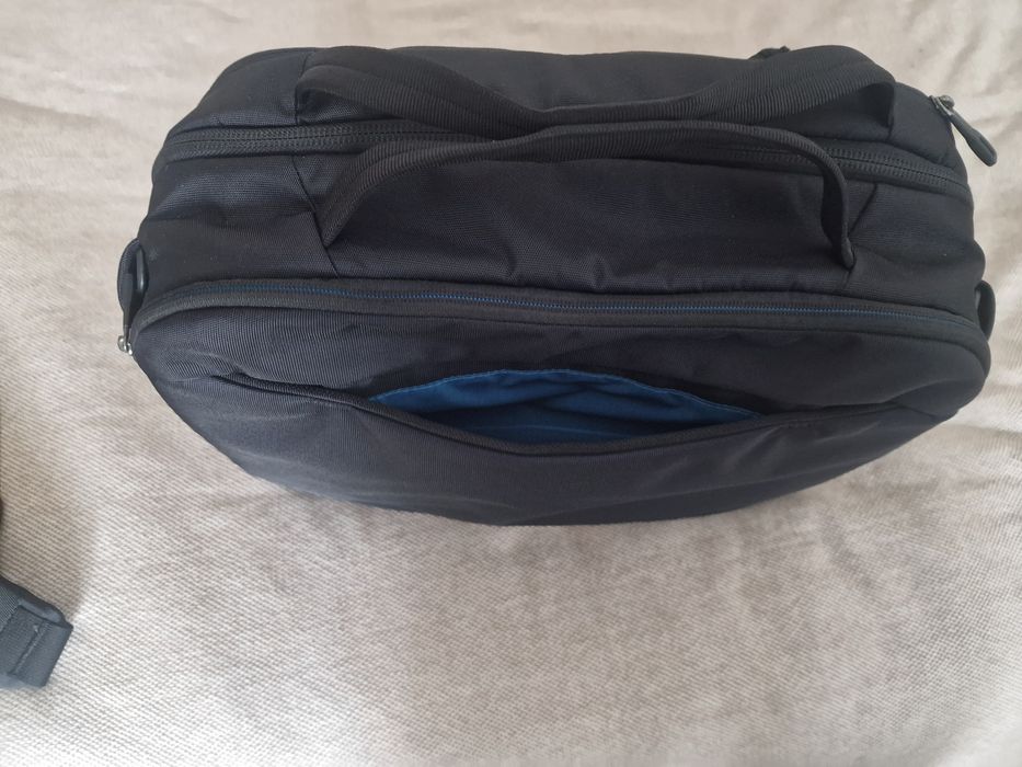 Saco de Cabine da Thule em estado novo . Falta alça de ombro .
