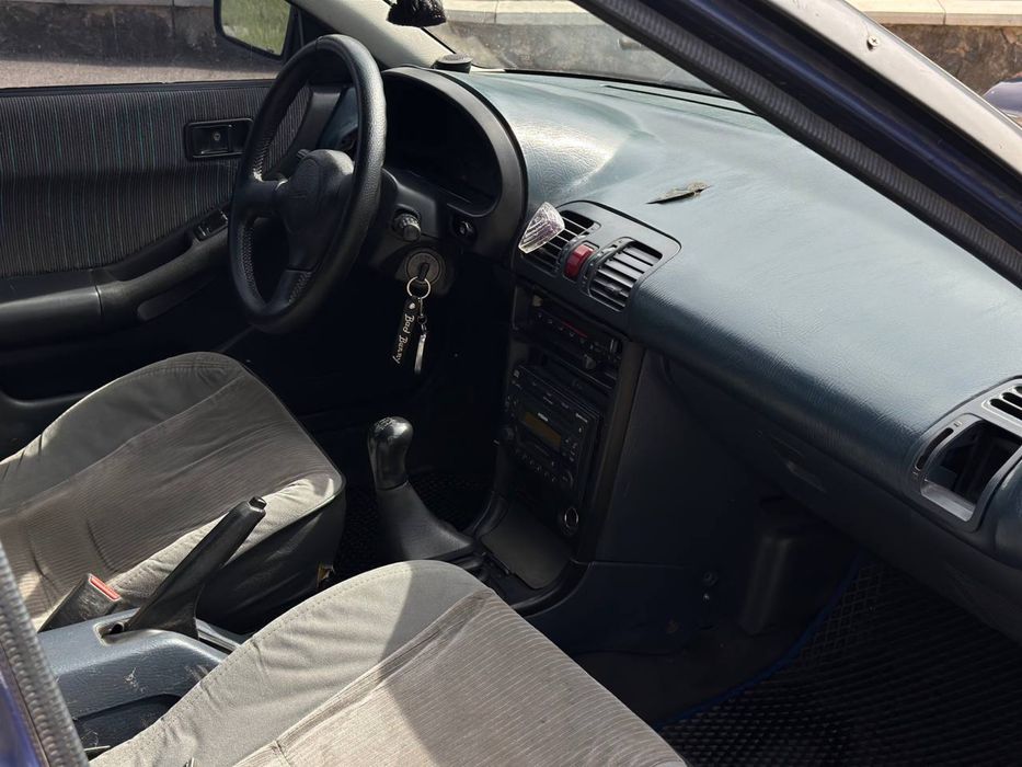 Продам Mazda 323 1.6 бенз!