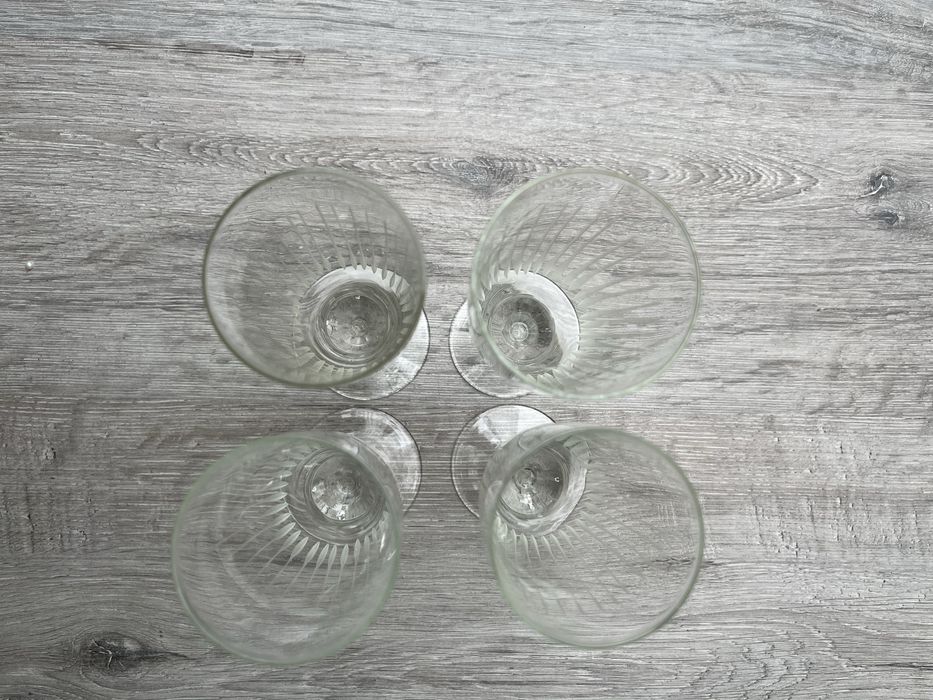 Вінтажні бокали для шампанського