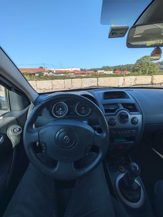 RENAULT Megane II - Carrinha - 1.5 dCi Diesel - 110 cv (caixa 6) - 2006 - Bom estado geral