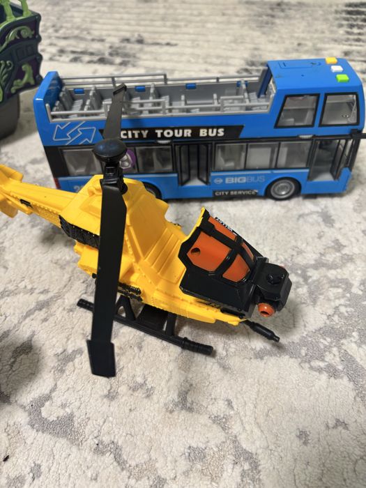 Корабель військовий,гвинтокрил автобус літак машини