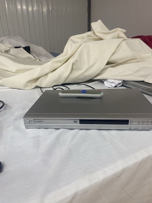 Leitor de CDs e DVDs, Blue Sky