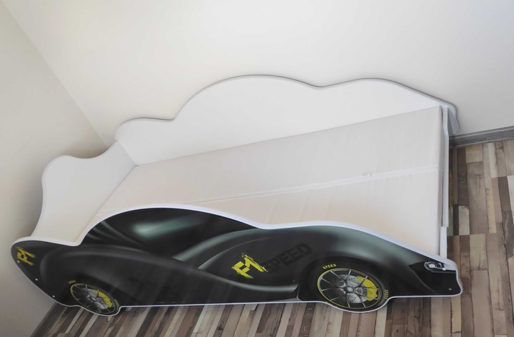 Łóżko pojedyncze auto