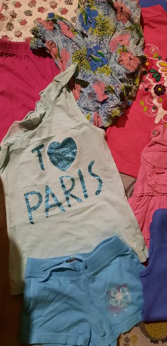 Bluzeczki, spódniczki, spodnie roz. 110-116