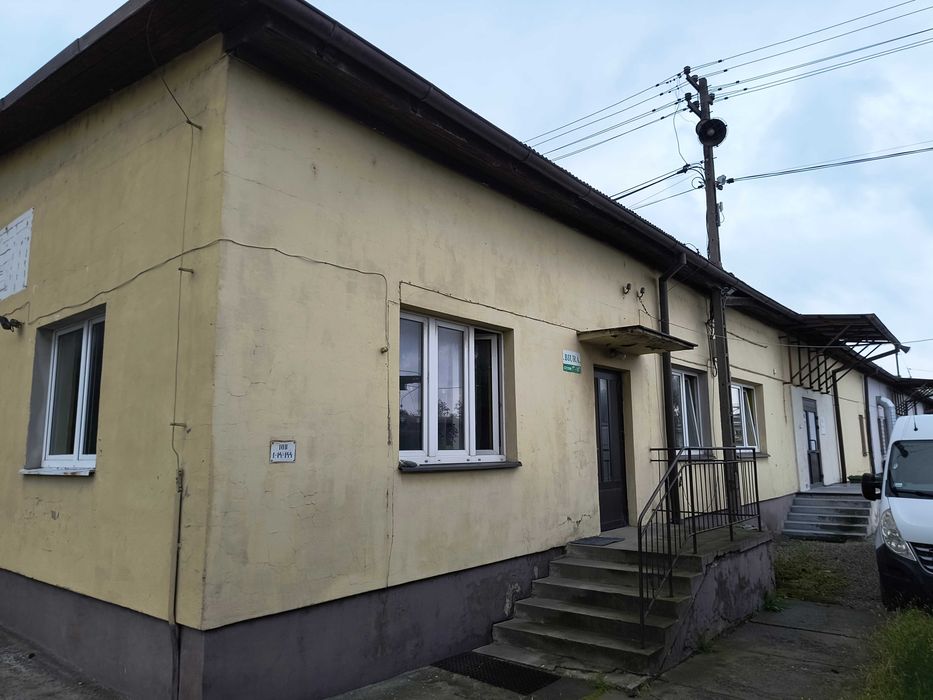 Budynek magazynowo handlowy ok 1500 m2 w Łańcucie
