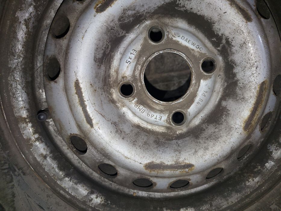 Зима , диски+ шини R13 ,175/70.