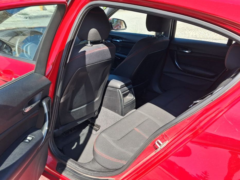 BMW Série 1 efficient dinymics 1.6D Sport foto 2