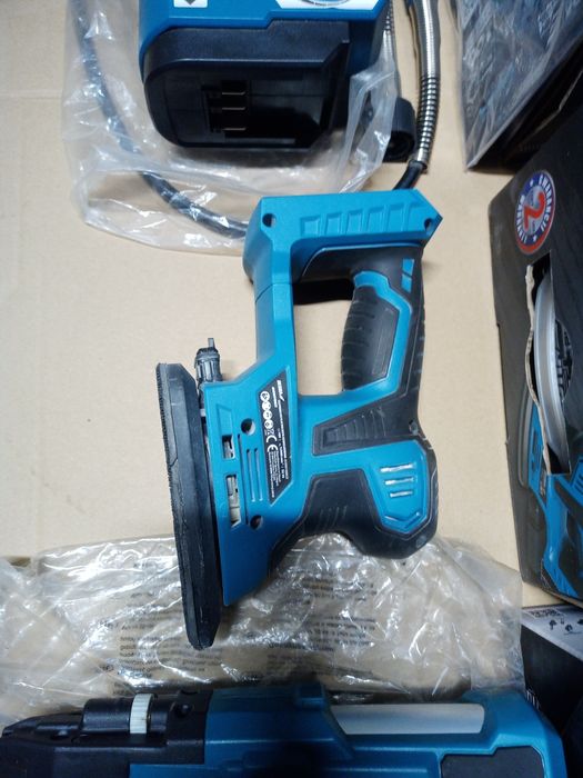 Zestaw narzędzi akumulatorowych DEDRA