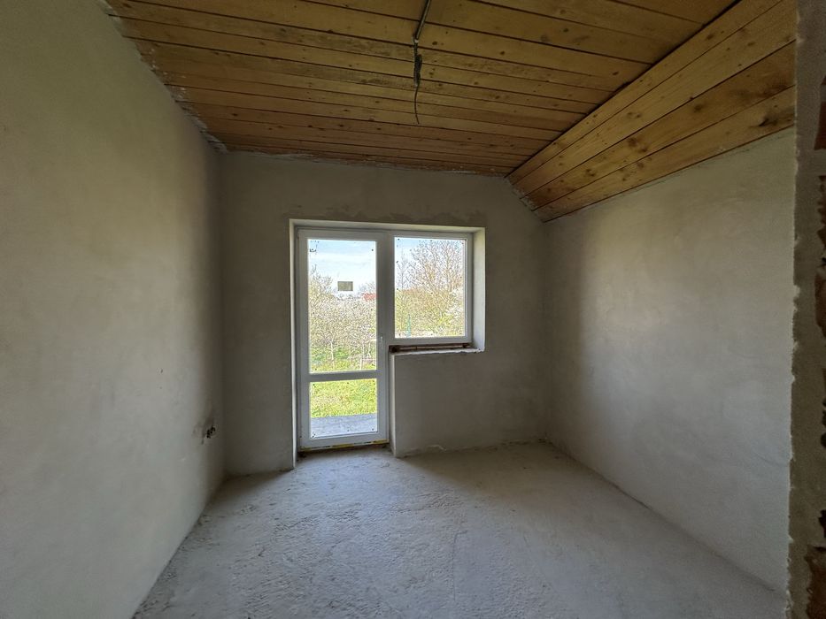 Продам особняк вул. Коновальця з балконами та гаражем площа 170м2